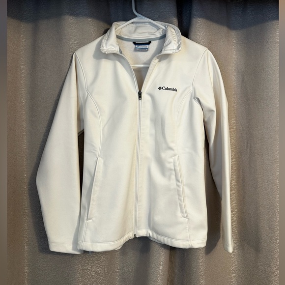 Women’s Columbia Softshell Jacket - Picture 1 of 7